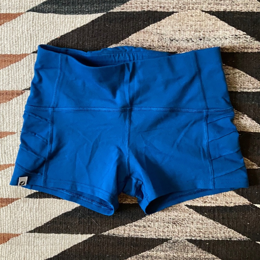 Blue Oiselle Aero Shorts
